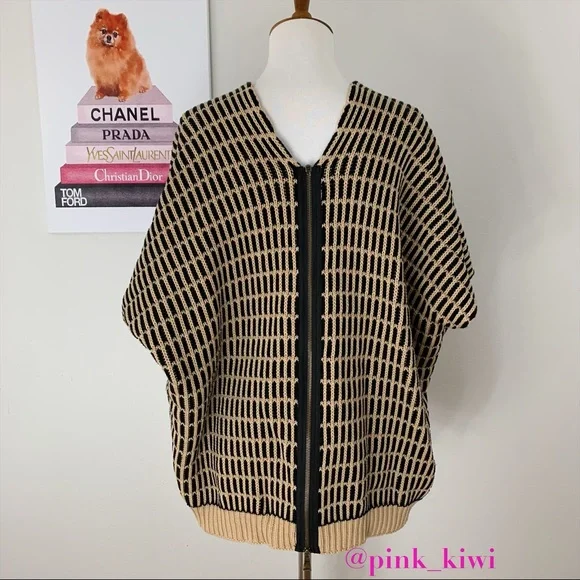 ⬇️REDUCED❗️ Free People Something Special Poncho Sweater - Picture 7 of 13